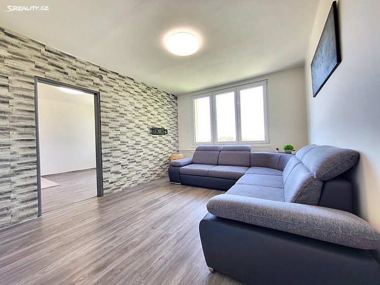 Pronájem bytu 3+1 78 m² (Jednopodlažní) - foto 2