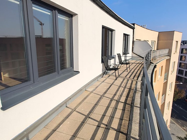 Pronájem bytu 2+kk 48 m² - foto 1
