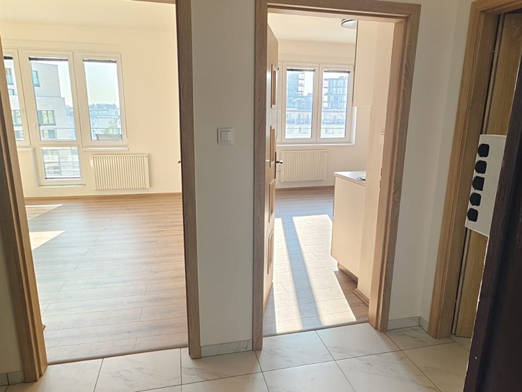 Pronájem bytu 2+kk 48 m² - foto 4