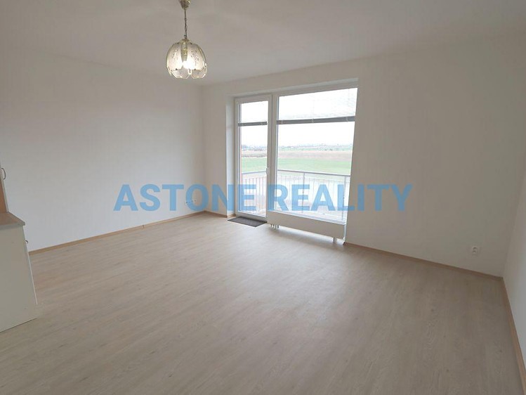 Pronájem bytu 1+kk 36 m² - foto 7