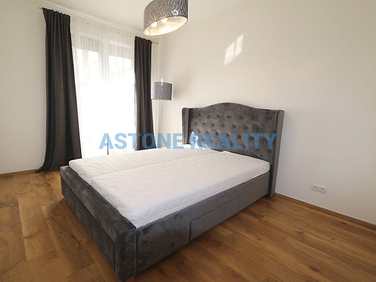Pronájem bytu 2+kk 51 m² - foto 8