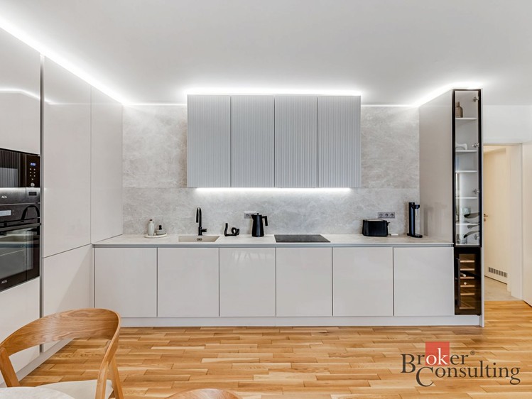 Pronájem bytu 3+kk 82 m² - foto 6