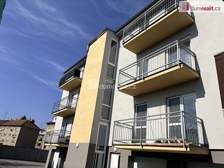 Pronájem bytu 2+kk 50 m² - foto 1