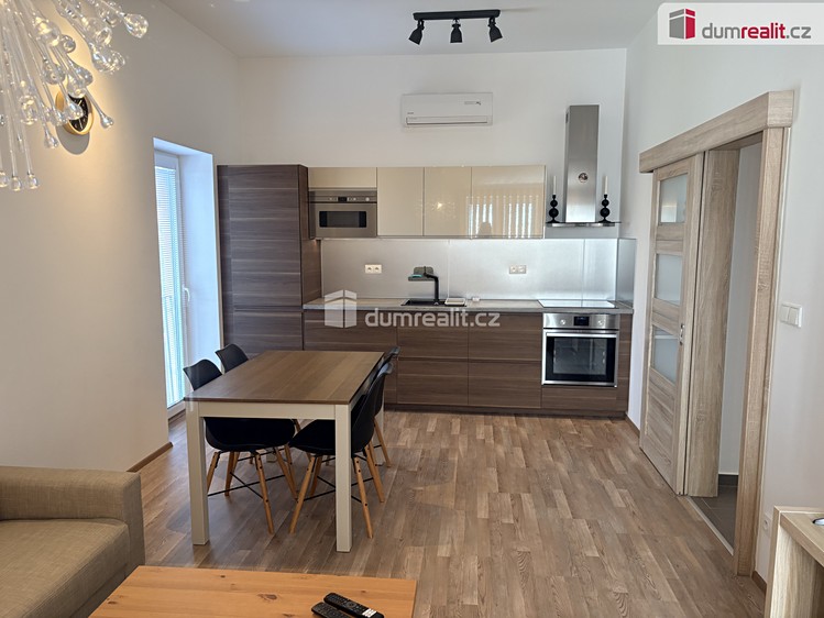 Pronájem bytu 2+kk 50 m² - foto 2