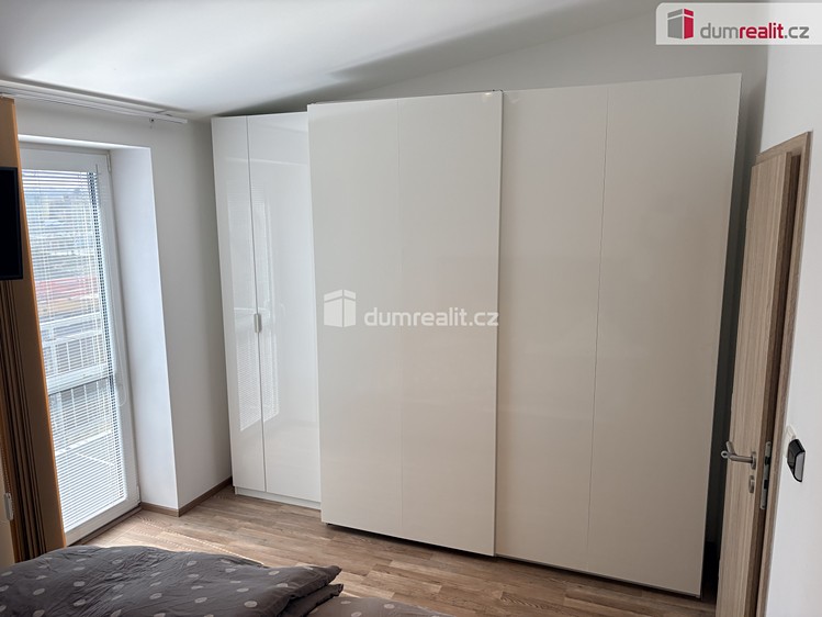 Pronájem bytu 2+kk 50 m² - foto 8