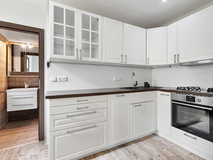 Pronájem bytu 2+1 51 m² (Jednopodlažní) - foto 1