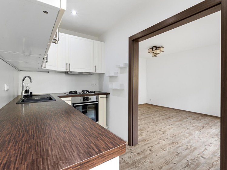 Pronájem bytu 2+1 51 m² (Jednopodlažní) - foto 7