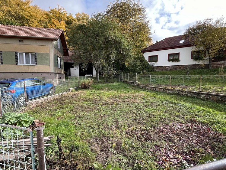 Prodej rodinného domu 200 m², pozemek 2 377 m² - foto 8