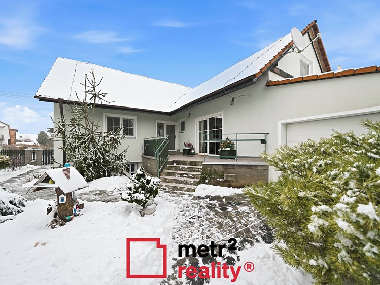 Prodej rodinného domu 321 m², pozemek 3 121 m² - foto 2