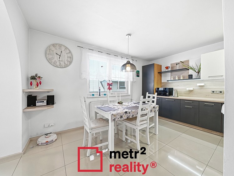Prodej rodinného domu 321 m², pozemek 3 121 m² - foto 6