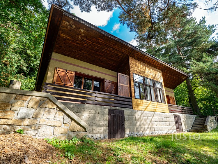 Prodej chaty 60 m², pozemek 184 m² - foto 1