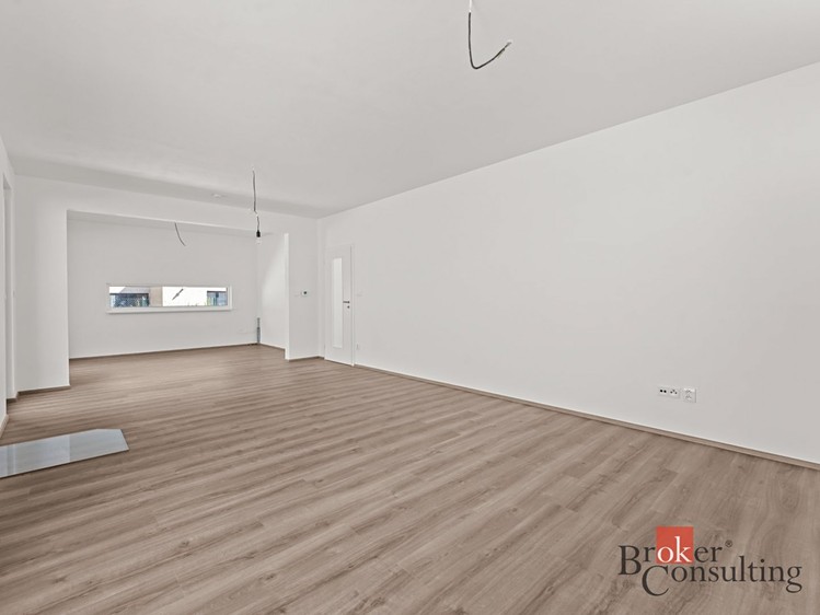 Prodej rodinného domu 153 m², pozemek 572 m² - foto 3