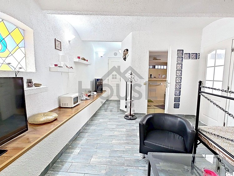Prodej vícegeneračního domu 239 m², pozemek 414 m² - foto 8