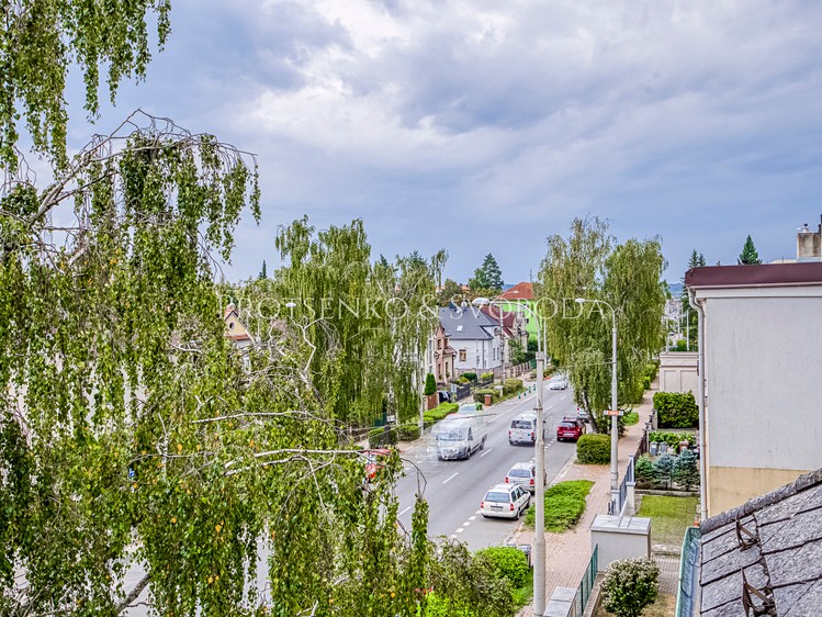 Prodej vily 652 m², pozemek 885 m² - foto 7