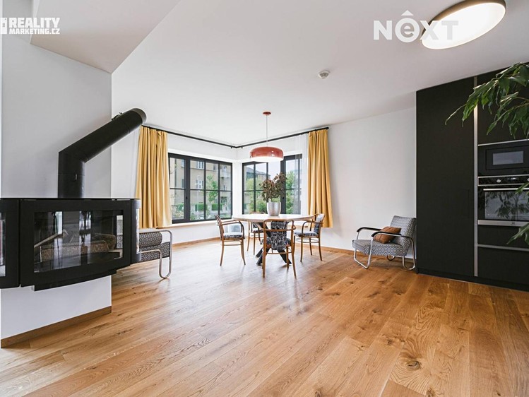 Prodej  vily 420 m², pozemek 797 m² - foto 5