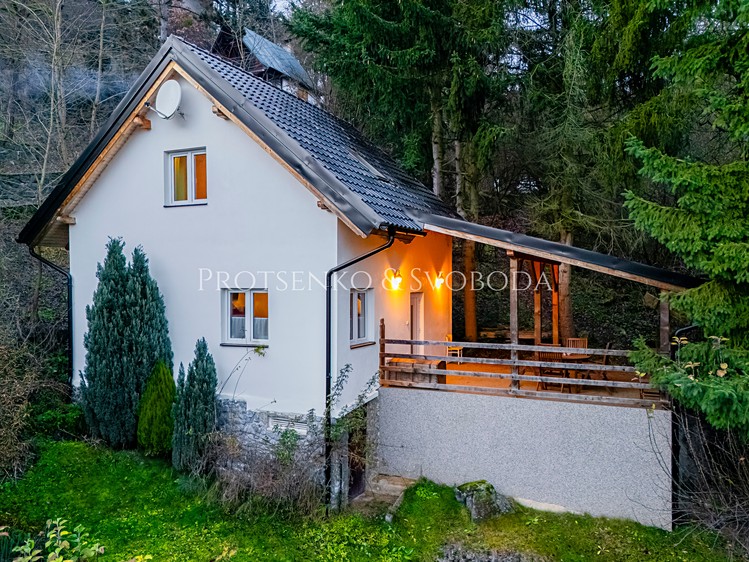 Prodej chalupy 128 m², pozemek 351 m² - foto 1