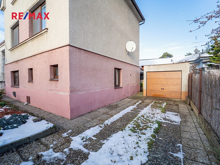 Prodej rodinného domu 180 m², pozemek 296 m² - foto 8