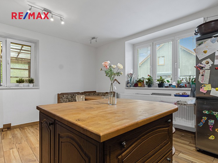 Prodej  rodinného domu 98 m², pozemek 1 044 m² - foto 8