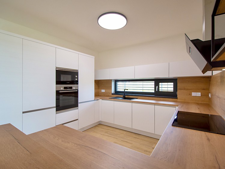 Prodej rodinného domu 125 m², pozemek 1 354 m² - foto 7