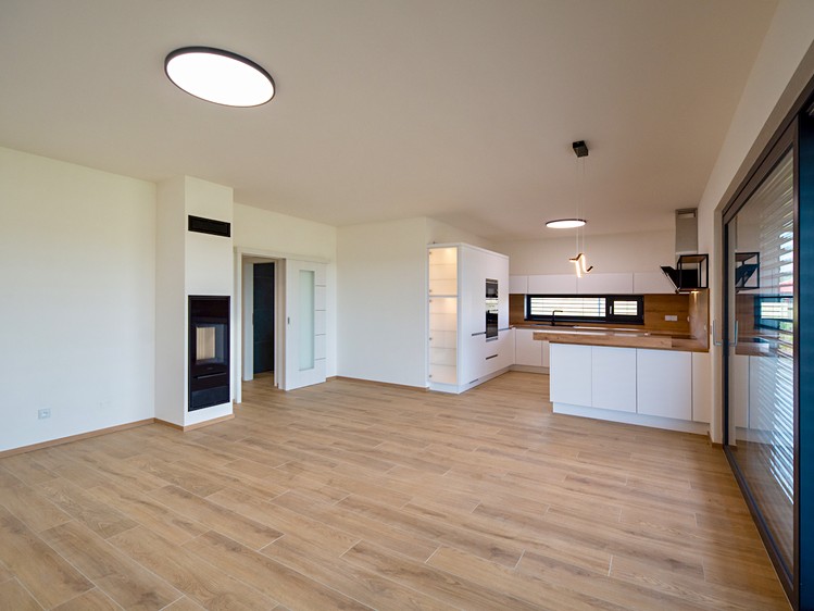 Prodej rodinného domu 125 m², pozemek 1 354 m² - foto 8
