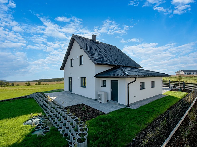 Prodej rodinného domu 123 m², pozemek 681 m² - foto 3