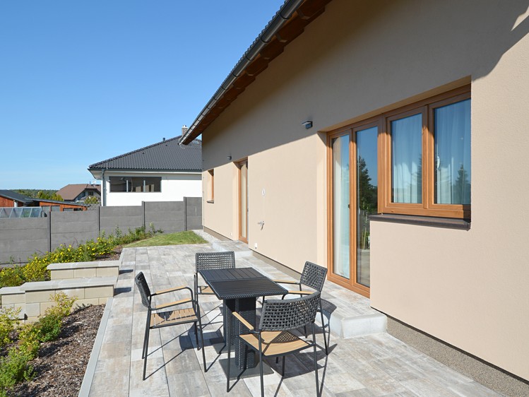 Prodej rodinného domu 207 m², pozemek 1 001 m² - foto 4