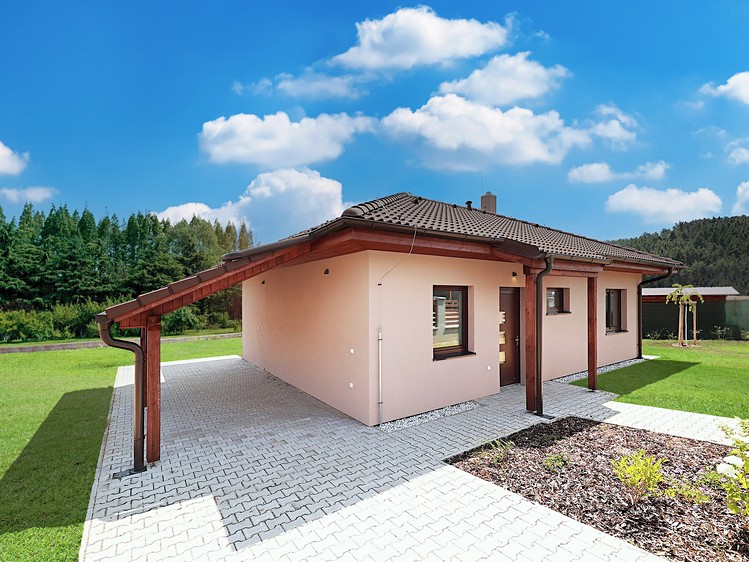 Prodej rodinného domu 68 m², pozemek 1 044 m² - foto 1