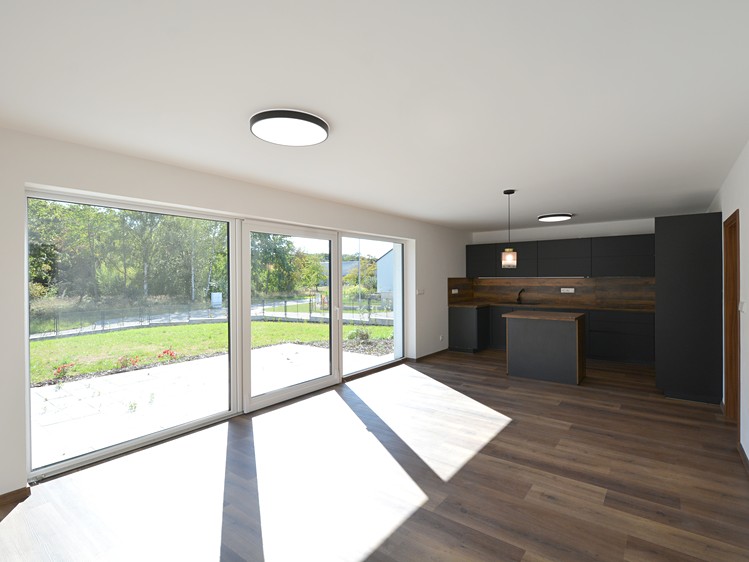 Prodej rodinného domu 101 m², pozemek 999 m² - foto 4