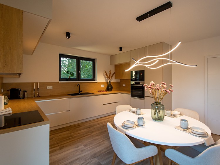 Prodej rodinného domu 106 m², pozemek 669 m² - foto 8