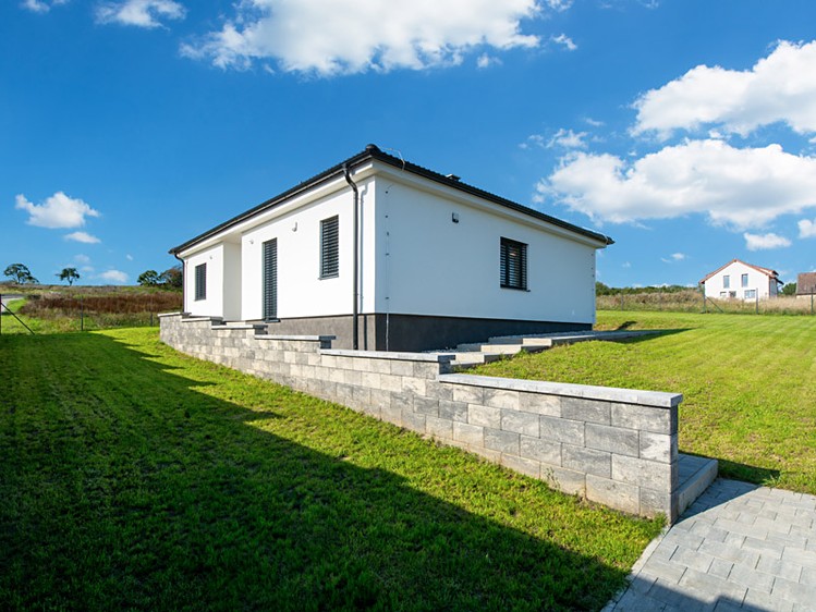 Prodej rodinného domu 103 m², pozemek 1 087 m² - foto 4