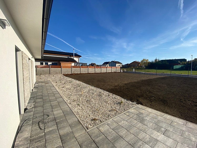 Prodej rodinného domu 124 m², pozemek 1 110 m² - foto 4