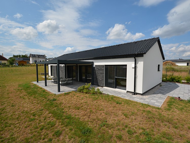 Prodej rodinného domu 113 m², pozemek 1 176 m² - foto 7