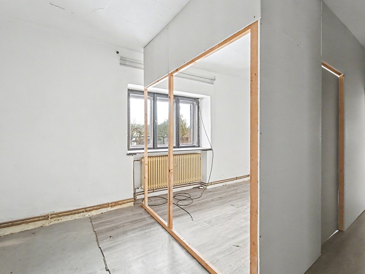 Prodej rodinného domu 185 m², pozemek 1 122 m² - foto 8