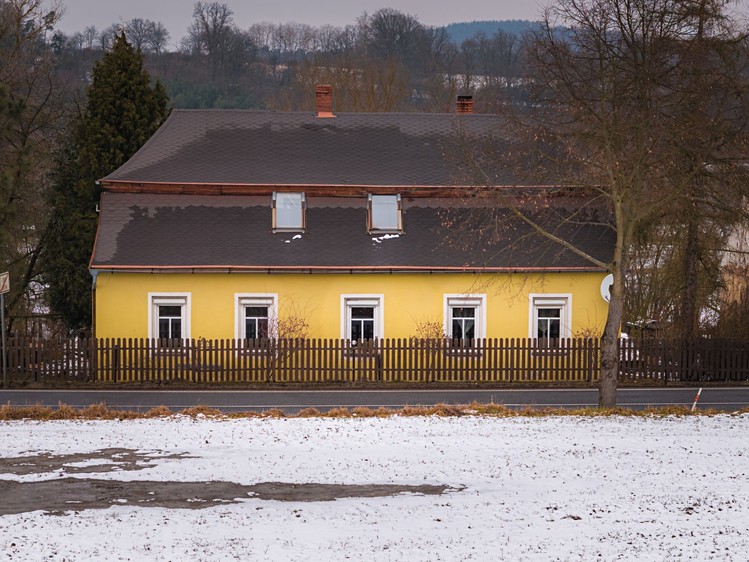 Prodej rodinného domu 388 m², pozemek 2 481 m² - foto 1