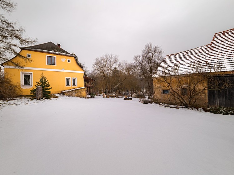 Prodej rodinného domu 388 m², pozemek 2 481 m² - foto 6
