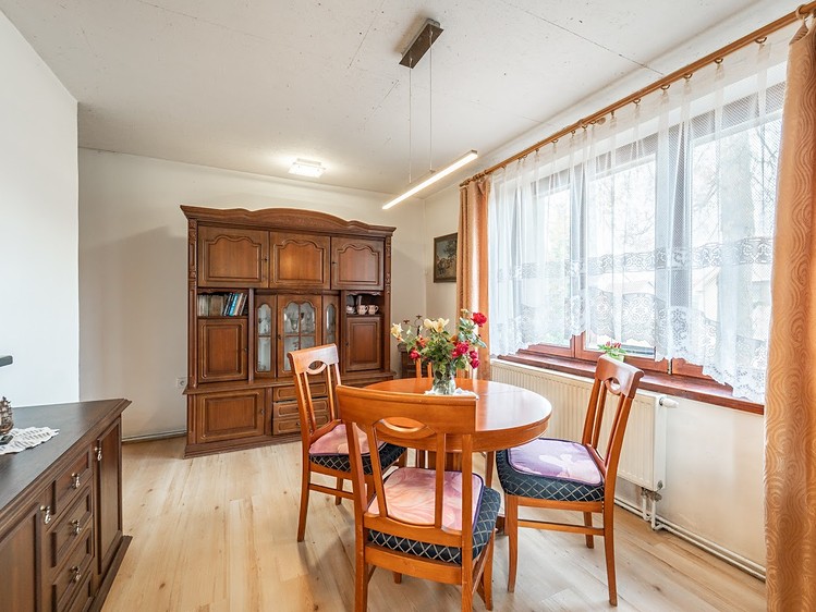 Prodej zemědělské usedlosti 954 m², pozemek 1 547 m² - foto 1