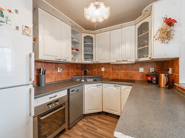 Prodej zemědělské usedlosti 954 m², pozemek 1 547 m² - foto 4