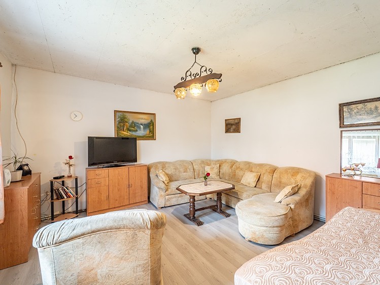 Prodej zemědělské usedlosti 954 m², pozemek 1 547 m² - foto 8