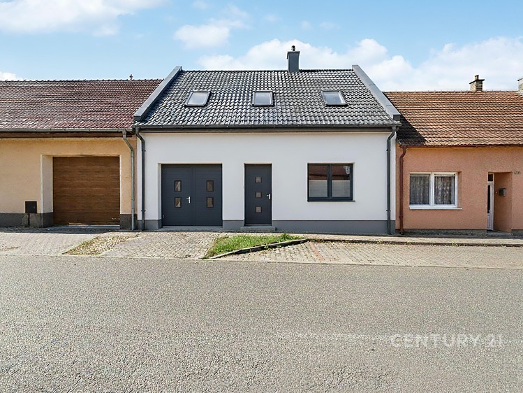 Prodej rodinného domu 80 m², pozemek 482 m² - foto 1