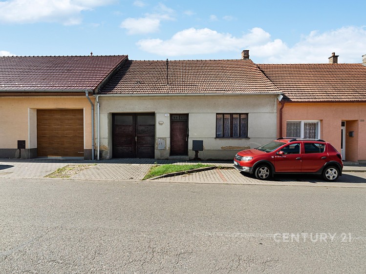 Prodej rodinného domu 80 m², pozemek 482 m² - foto 2