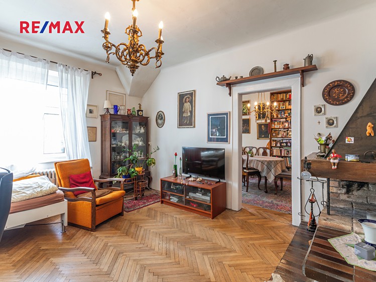 Prodej vily 210 m², pozemek 885 m² - foto 5