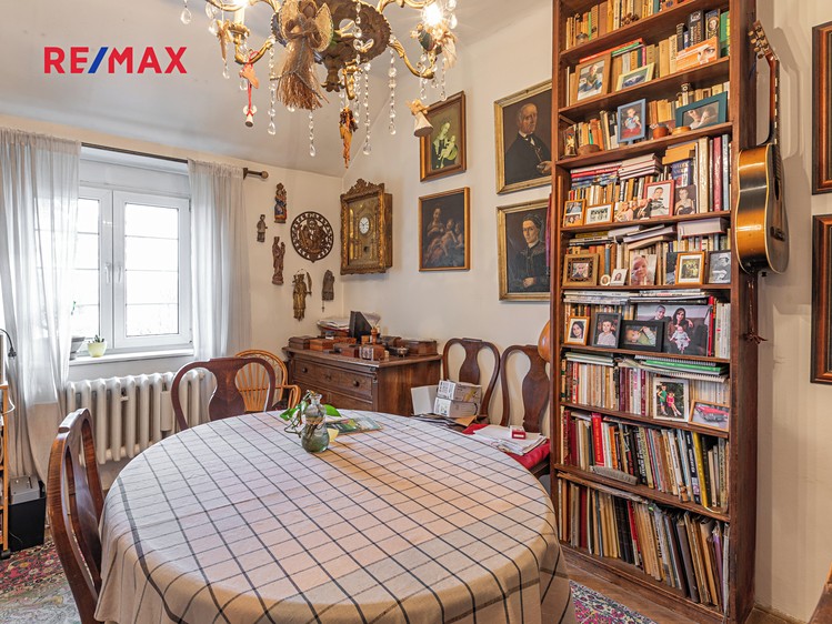 Prodej vily 210 m², pozemek 885 m² - foto 8