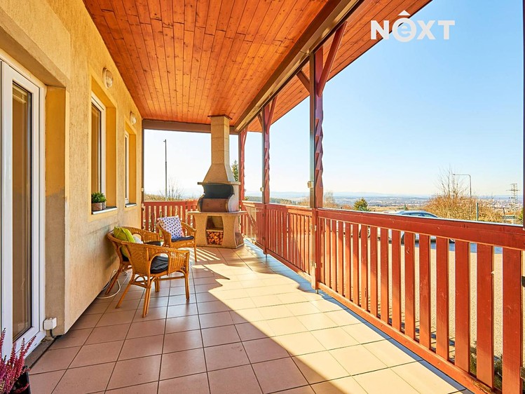 Prodej rodinného domu 190 m², pozemek 1 211 m² - foto 4