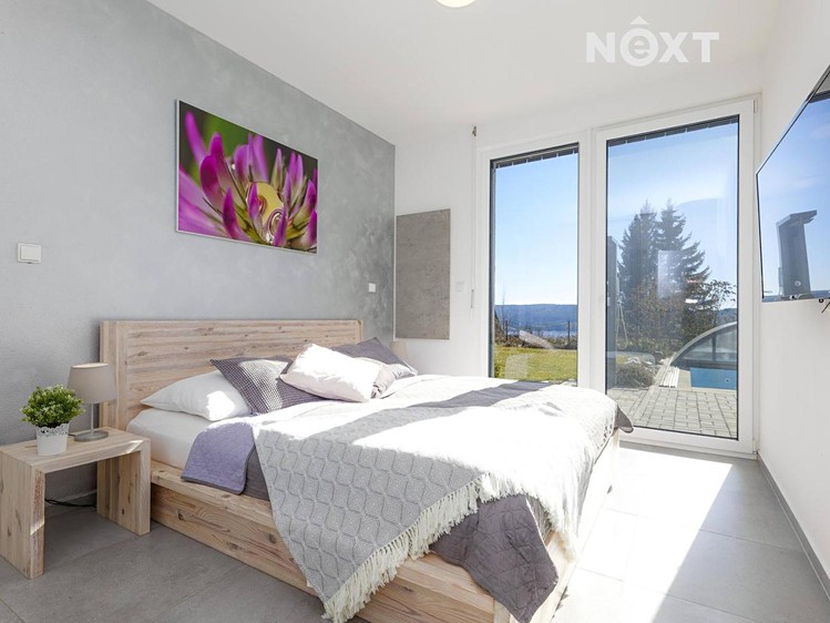 Prodej rodinného domu 247 m², pozemek 1 628 m² - foto 3