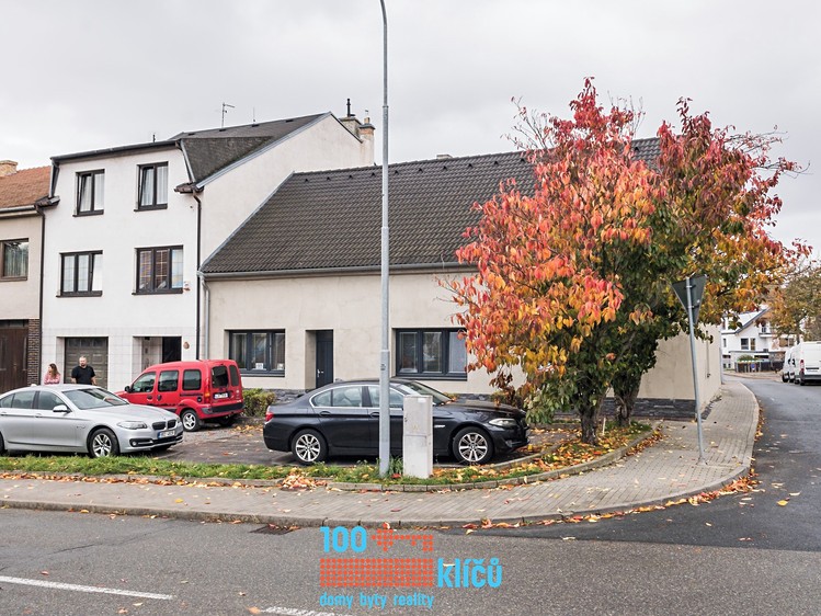 Prodej rodinného domu 329 m², pozemek 329 m² - foto 3