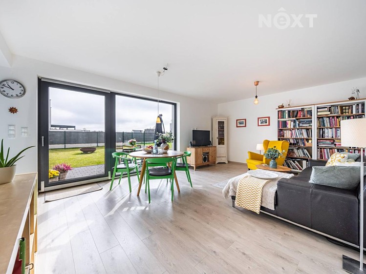 Prodej rodinného domu 147 m², pozemek 252 m² - foto 1