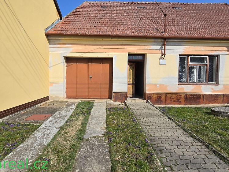 Prodej rodinného domu 120 m², pozemek 423 m² - foto 1