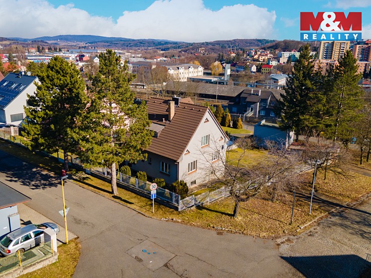 Prodej  rodinného domu 180 m², pozemek 140 m² - foto 3