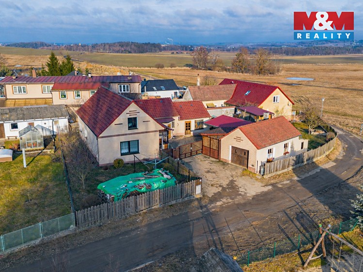 Prodej rodinného domu 94 m², pozemek 823 m² - foto 3