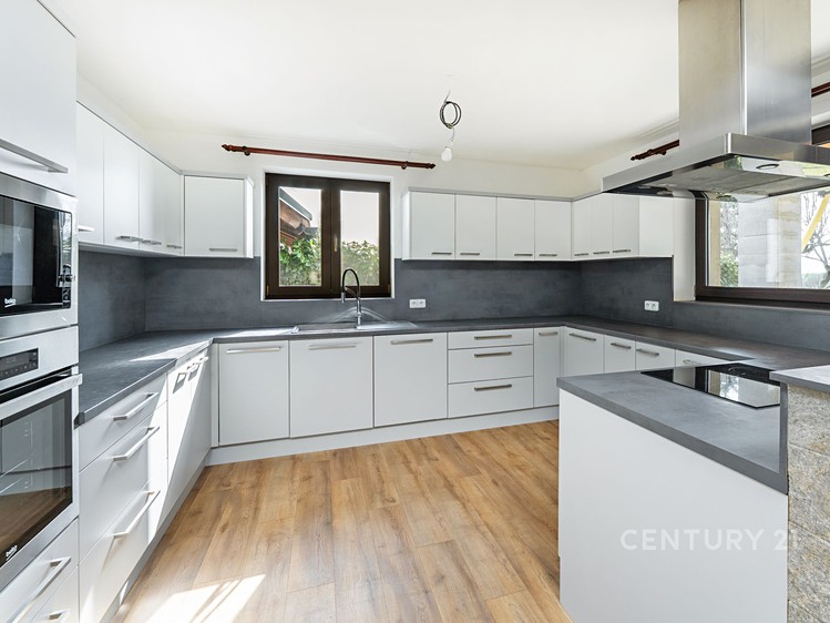 Prodej rodinného domu 128 m², pozemek 1 738 m² - foto 6